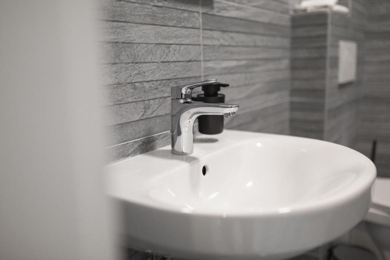 Koje Sechs I Apartment Im Zentrum Mit Hafenblick ブレーマーハーフェン エクステリア 写真